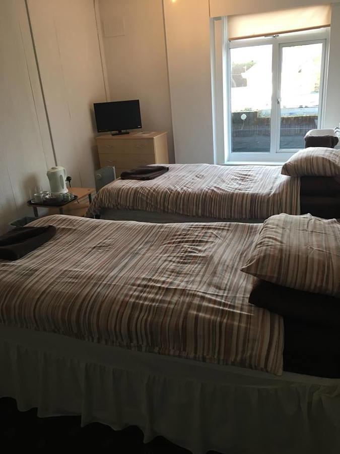The Vine Hotel แชเปิลเซนต์เลนเนิร์ดส์ ภายนอก รูปภาพ